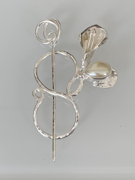 Scarf pin, silver plate with vintage simulated pearl