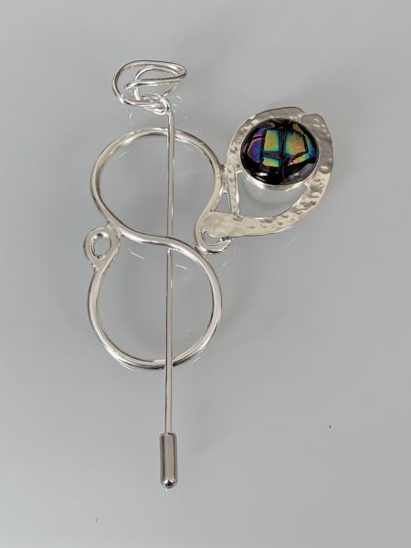 Scarf pin, silver plated with dichroic glass