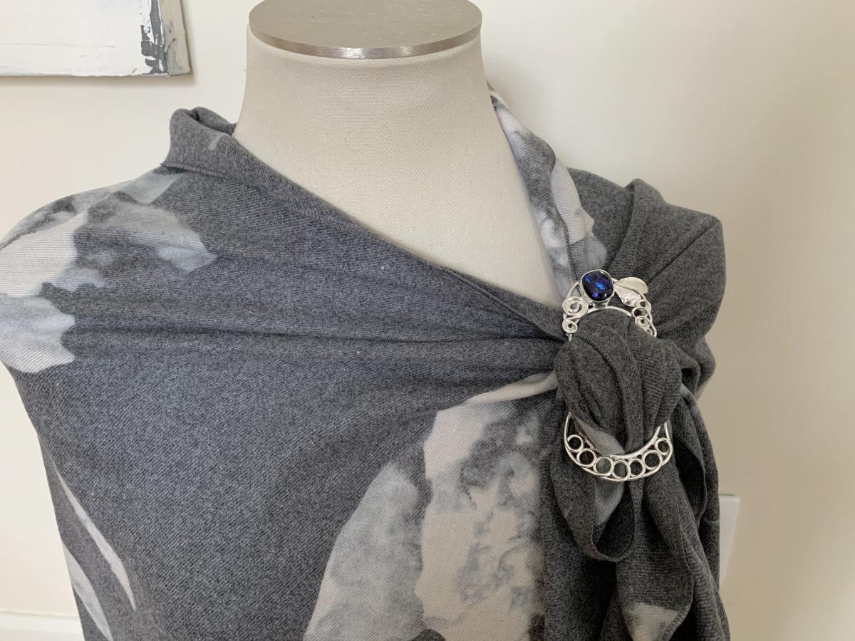 Scarf ring double design silver plated picture