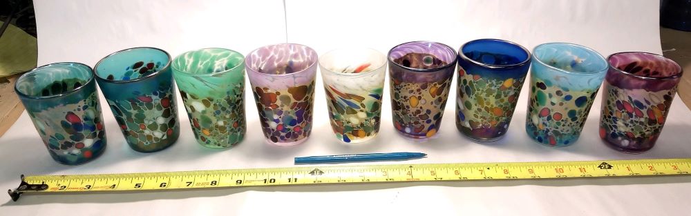 Drinking glasses, smaller siping cups picture