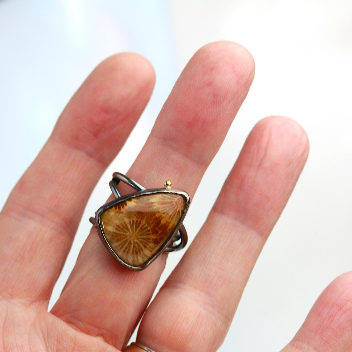 Fossil Coral with Gold Dot on a Swirled Band. Size 7. picture