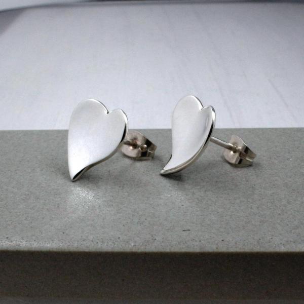 Small OVE Heart Sterling Silver Earrings With High Polished Silver Finish | Silver Post Earrings