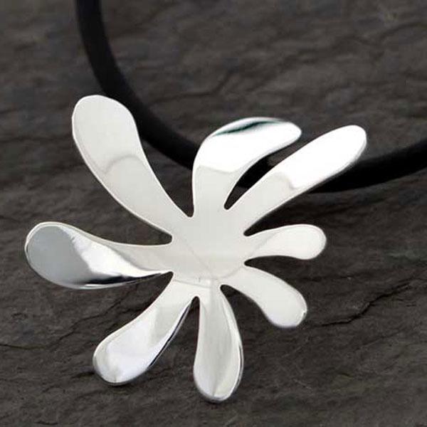 Anto Flower Sterling Silver Pendant With High Polished Silver Finish | Adjustable Silver Chain picture