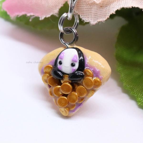 No Face Pizza Polymer Clay Charm picture