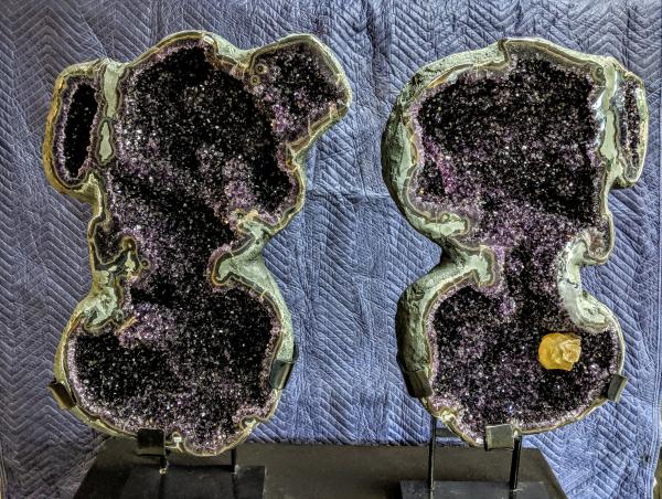 Uruguayan Amethyst Geode pair picture