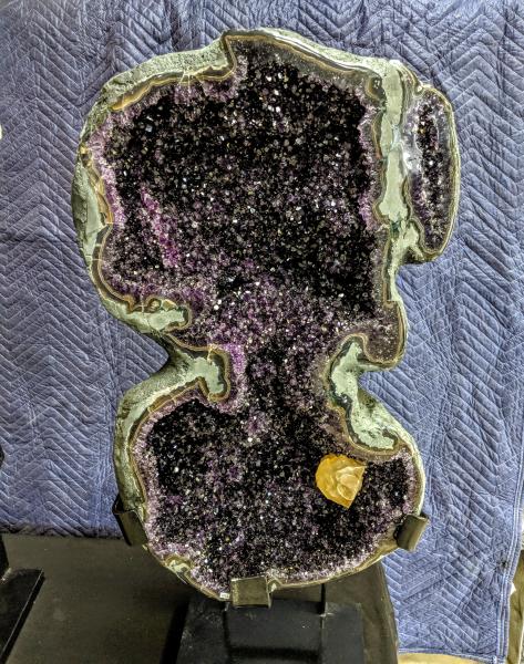 Uruguayan Amethyst Geode pair picture