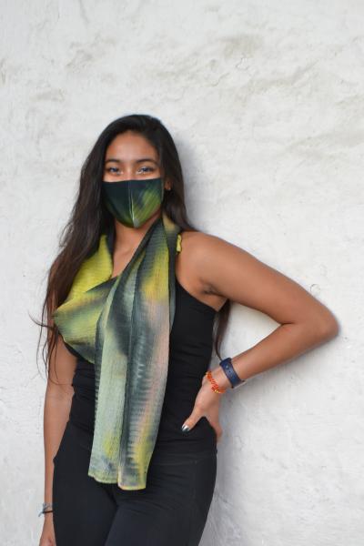 Forest green crush scarf