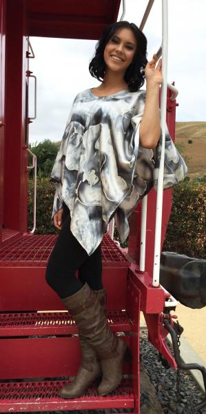 Black grey poppy poncho picture