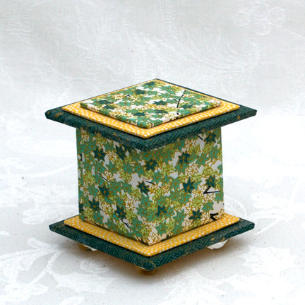 Green Leaves Washi Covered Box, 3"x3" (brim to brim); 3.38" tall