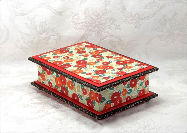 Italian  Washi Covered Box, 9.75" x 6.75" (brim to brim); 3.5" tall