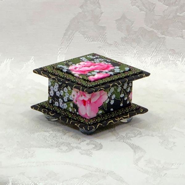 Maesy Washi Covered Box, 3"x3" (brim to brim); 2" tall