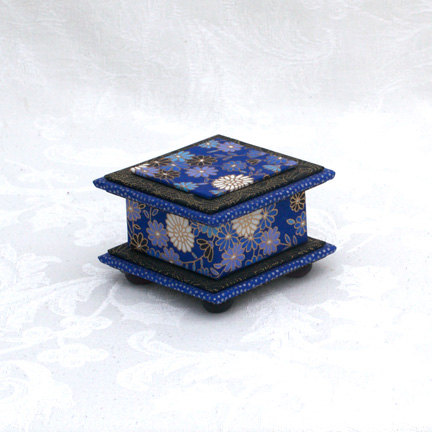 Blue Mum Washi Covered Box, 3"x3" (brim to brim); 2" tall