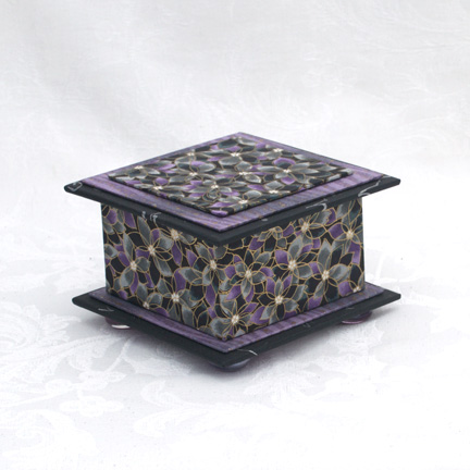 Rene Washi Covered Box, 4.5"x 4.5" (brim to brim); 3.25" tall