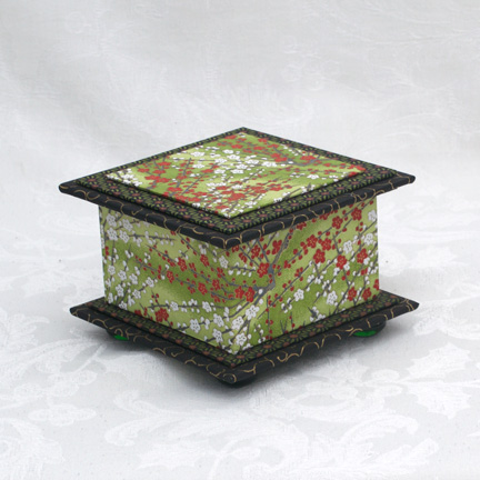 Green Cherry Washi Covered Box, 4.5"x 4.5" (brim to brim); 3.25" tall