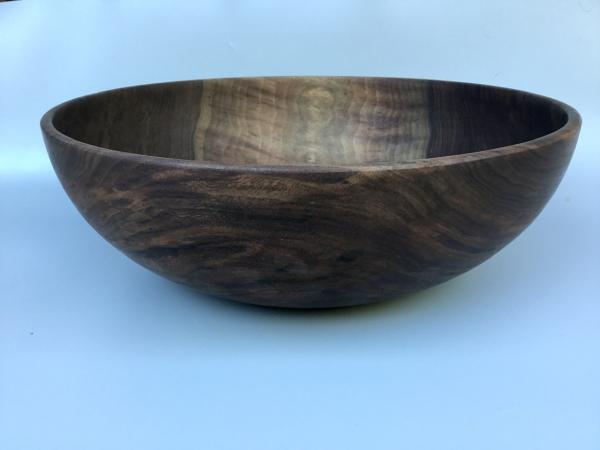 Walnut salad bowl picture