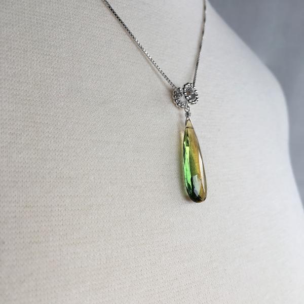Large Teardrop Quartz Necklace Bicolor Green and Yellow picture