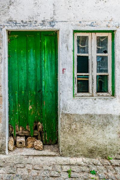 Green Door with Window, Monsanto picture