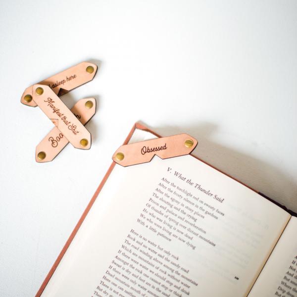 Novel Notch Corner Leather Bookmark