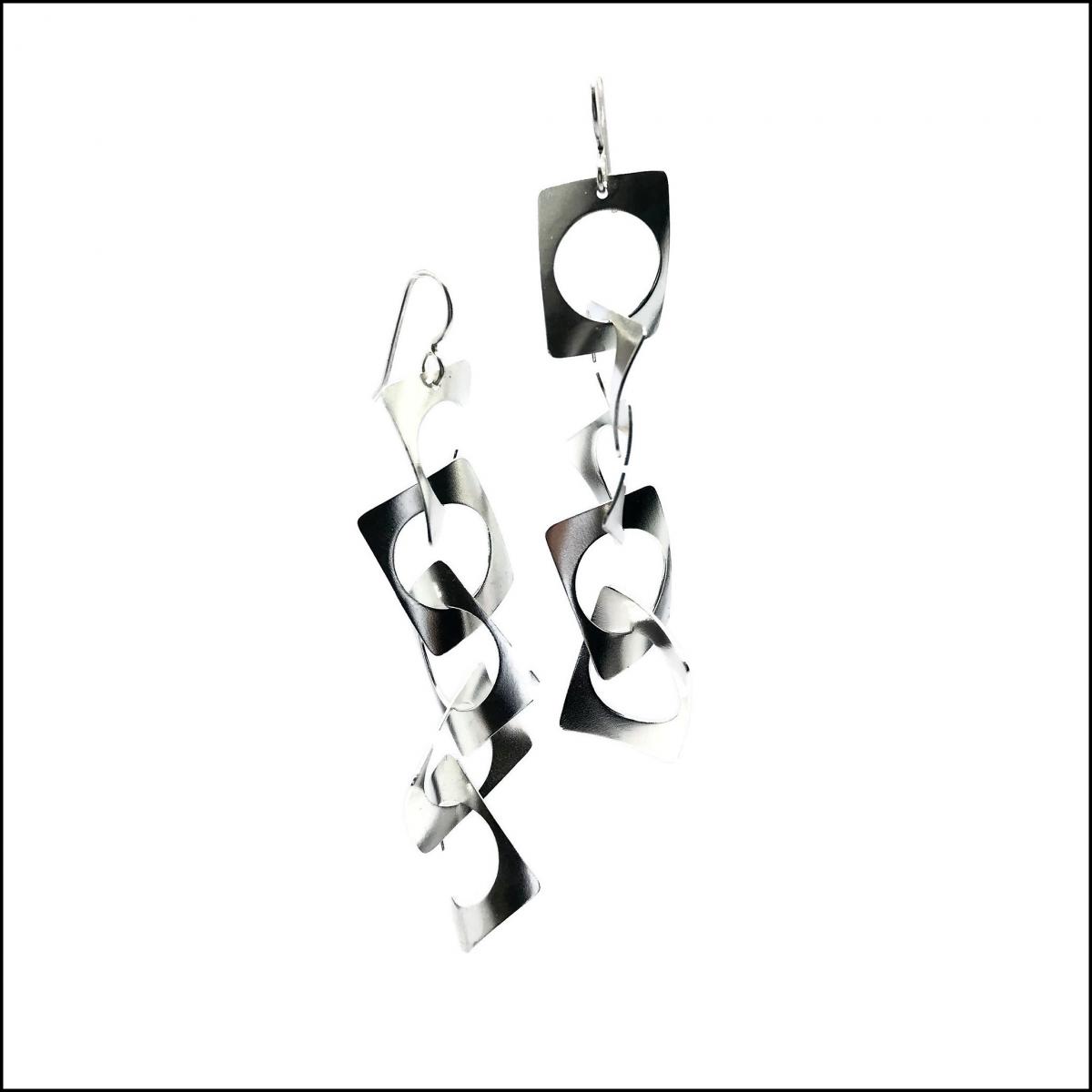 5 tiered cricle-in-rectangles waves earrings - made to order picture
