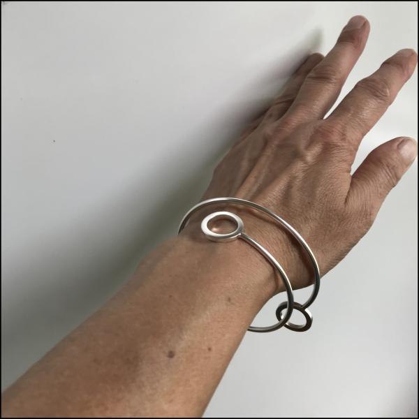 spiral with 2 circles bracelet picture
