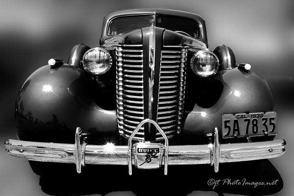 1938 Buick B&W picture