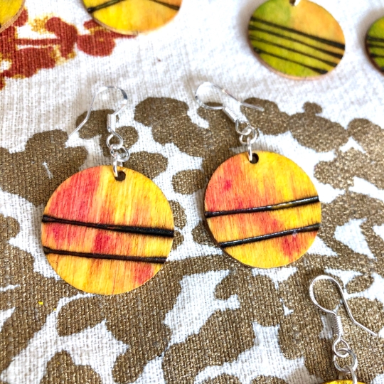 Wood earrings fall style, geometric line design earrings picture