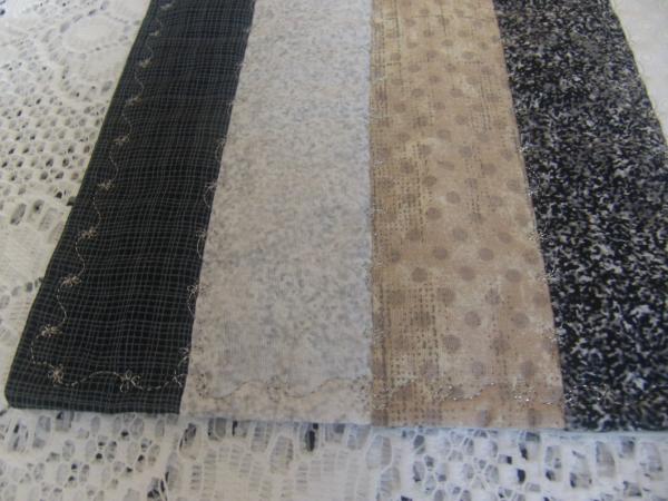 Modern Table Runner picture