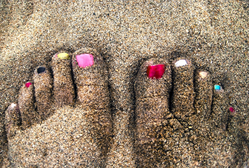 Feet in Sand picture