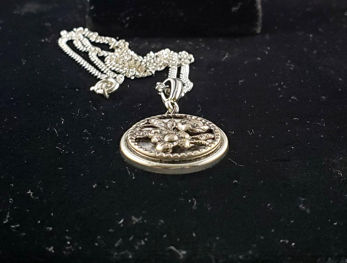 Vintage “Twinkle” Button Pendant picture