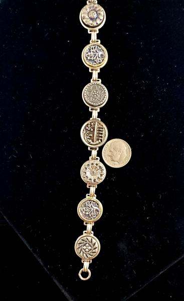 Victorian Button Bracelet picture
