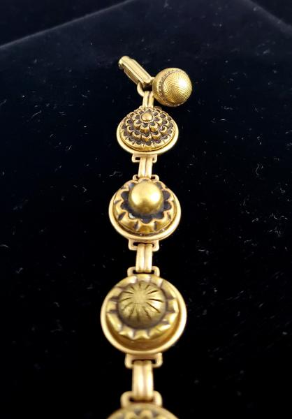 Antique Brass Button Bracelet picture