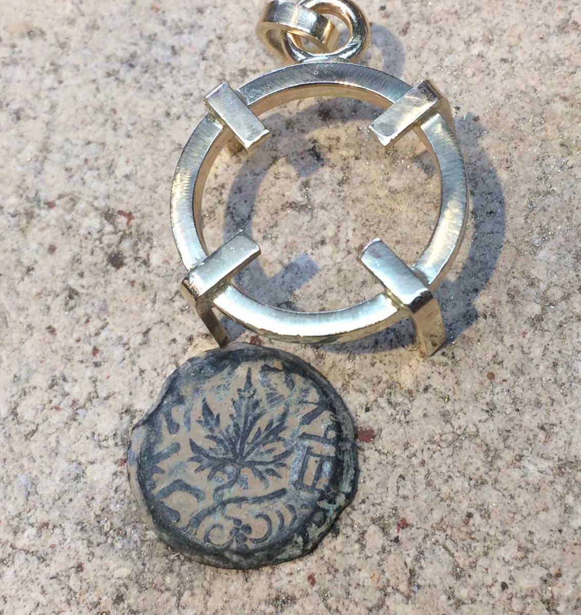 68 AD Jewish Revolt (Jerusalem) coin with 14KY gold bezel picture