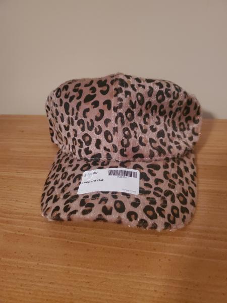 Leopard faux fur hat picture