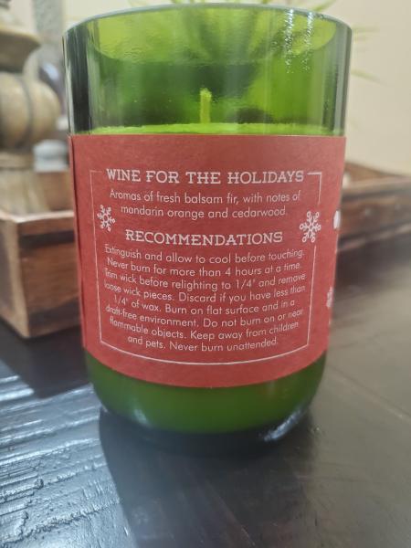 Rescued wine soy candle - holiday picture