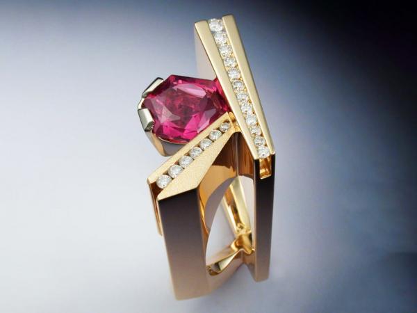 Yellow and white gold Pink Tourmaline and Diamond ring picture