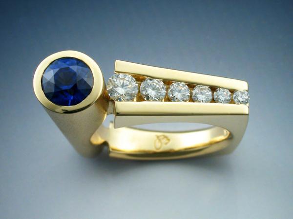 18k Gold Contemporary Sapphire and Diamond Woman's Ring picture