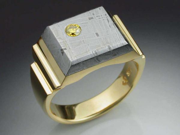 18k gold mans ring with yellow Diamond and Gibeon Meteorite