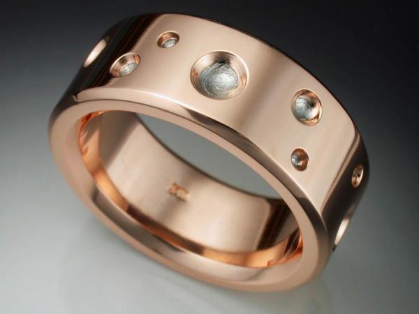 14k rose gold mans ring with Gibeon Meteorite craters picture