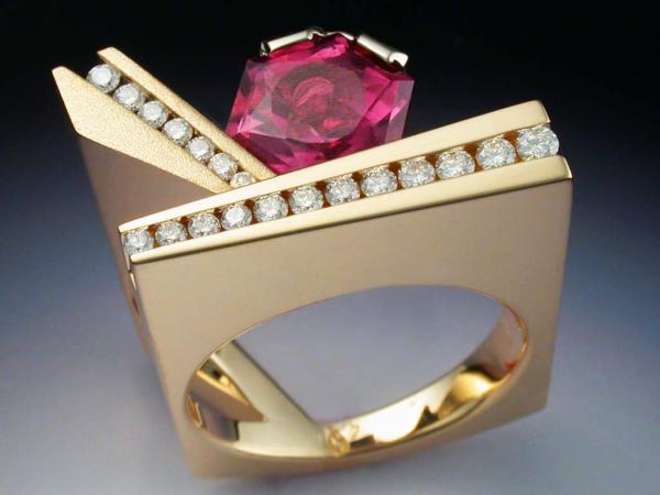 Yellow and white gold Pink Tourmaline and Diamond ring picture