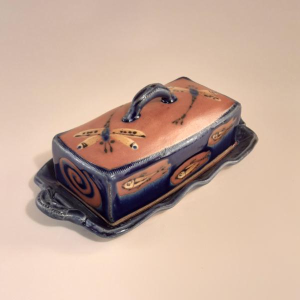 COVERED BUTTER DISH