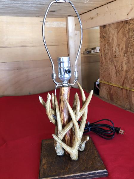 Lamp, Artificial antlers picture