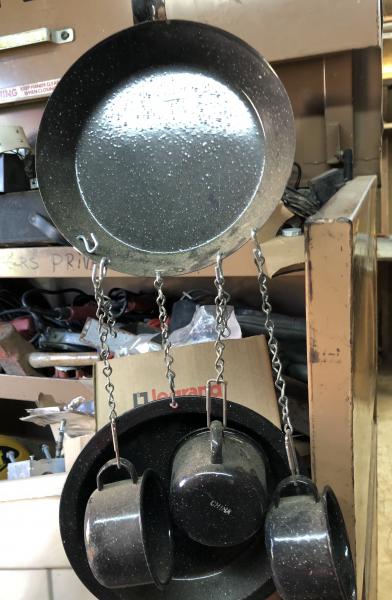 Wind chime, Metal pan and plates