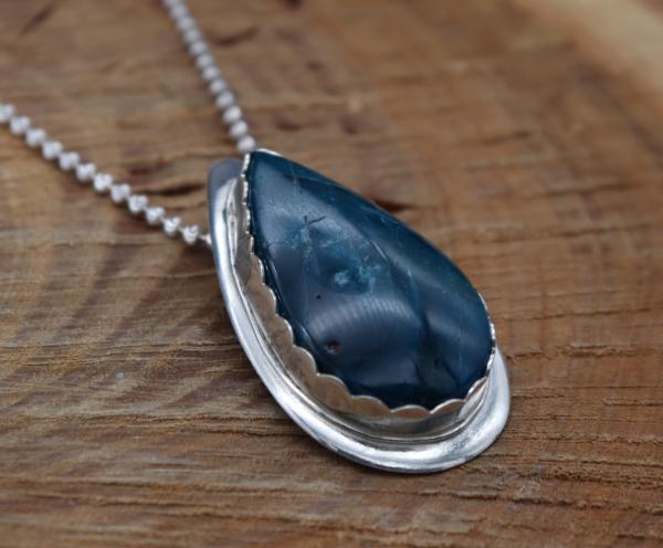 Teardrop Apatite Necklace picture