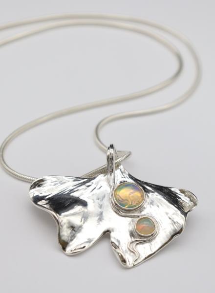 Ginko Leaf Necklace picture