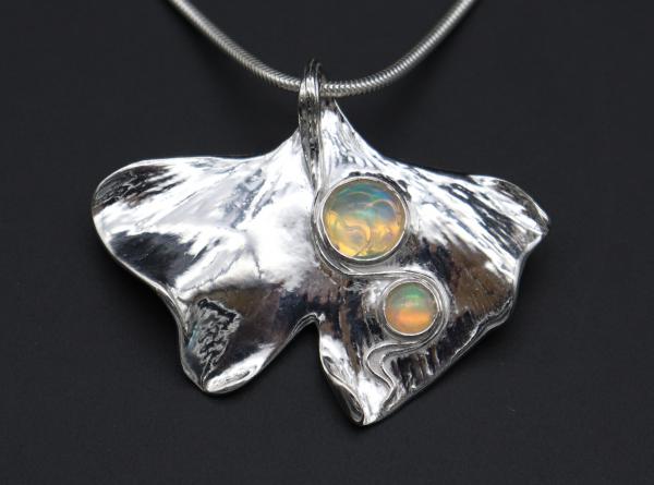 Ginko Leaf Necklace picture