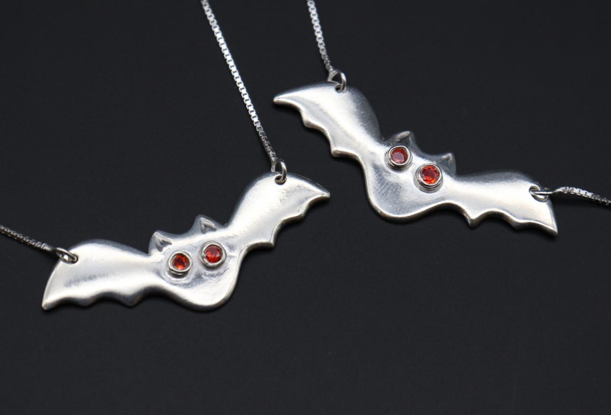 TaBATha Necklace picture