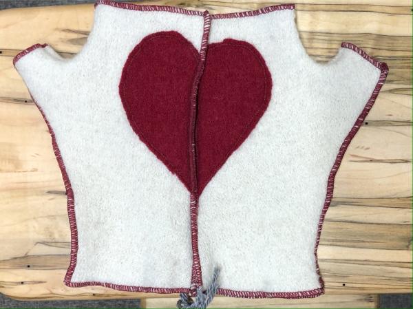 Fingerless Mitts Hearts-white