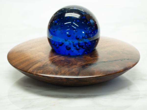 Walnut Bowl, Crystal/Sphere Holder