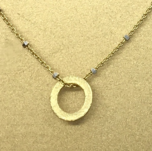 GOLD CIRCLE ON ITALIAN CHAIN