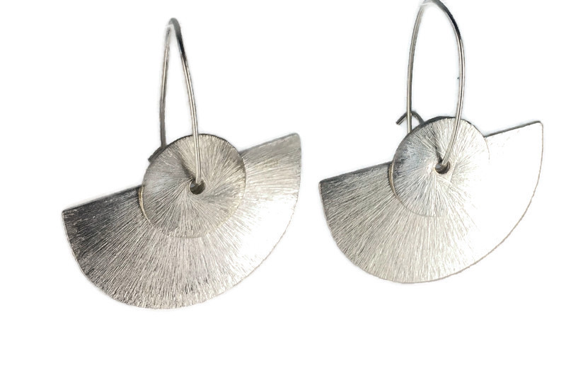 HALF CIRCLE DISC EARRINGS